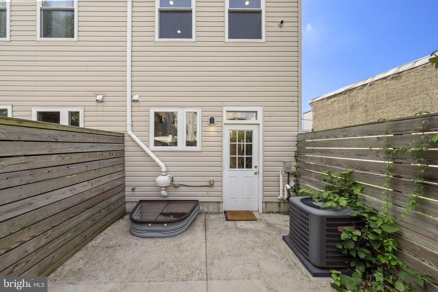 1517 N Marston Street photo 13