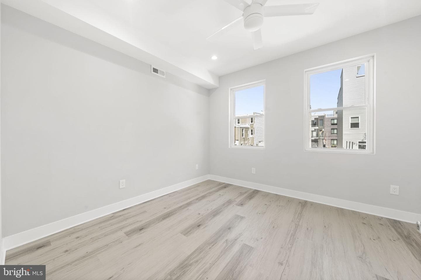 1517 N Marston Street photo 21