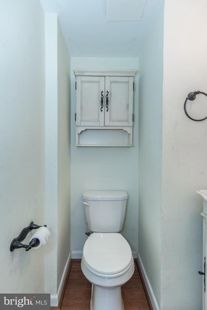 8606 Bridle Road photo 26