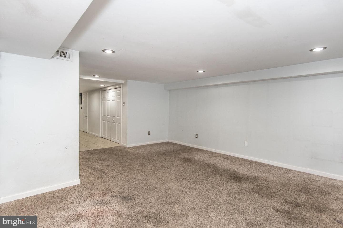 8606 Bridle Road photo 54