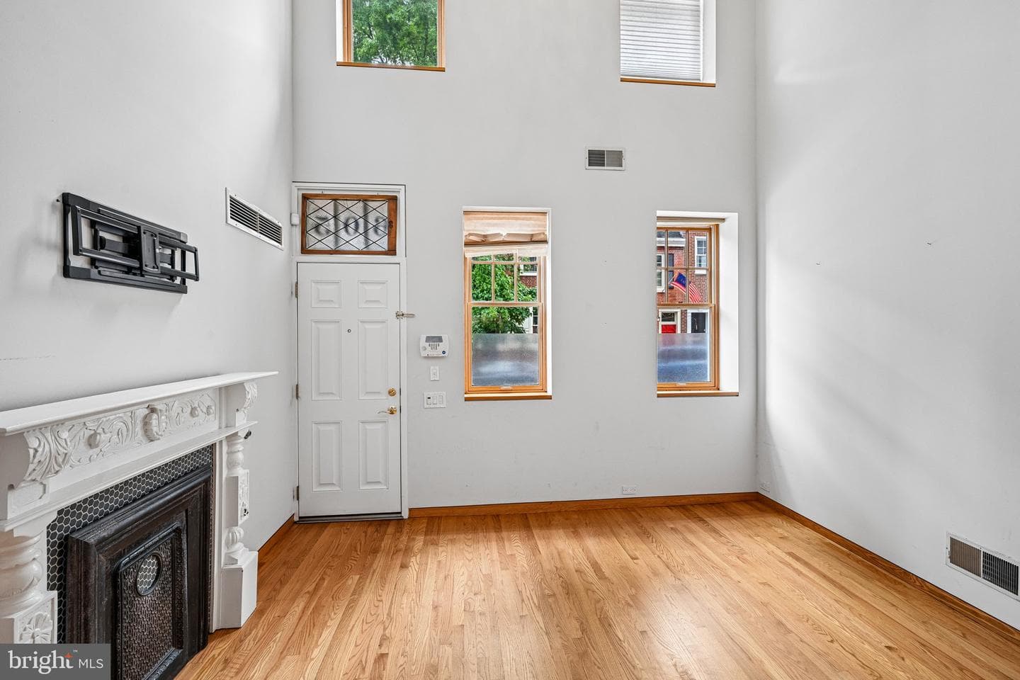 605 Pine Street photo 4
