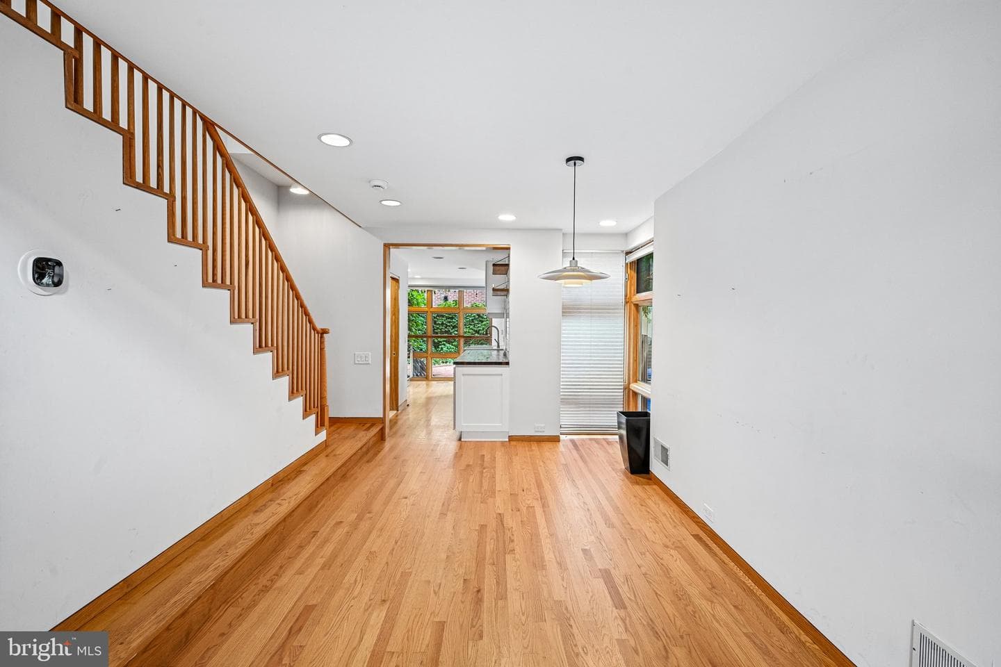 605 Pine Street photo 8