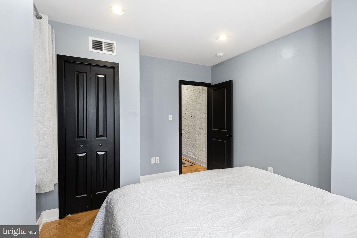 1023 S 25th Street photo 18