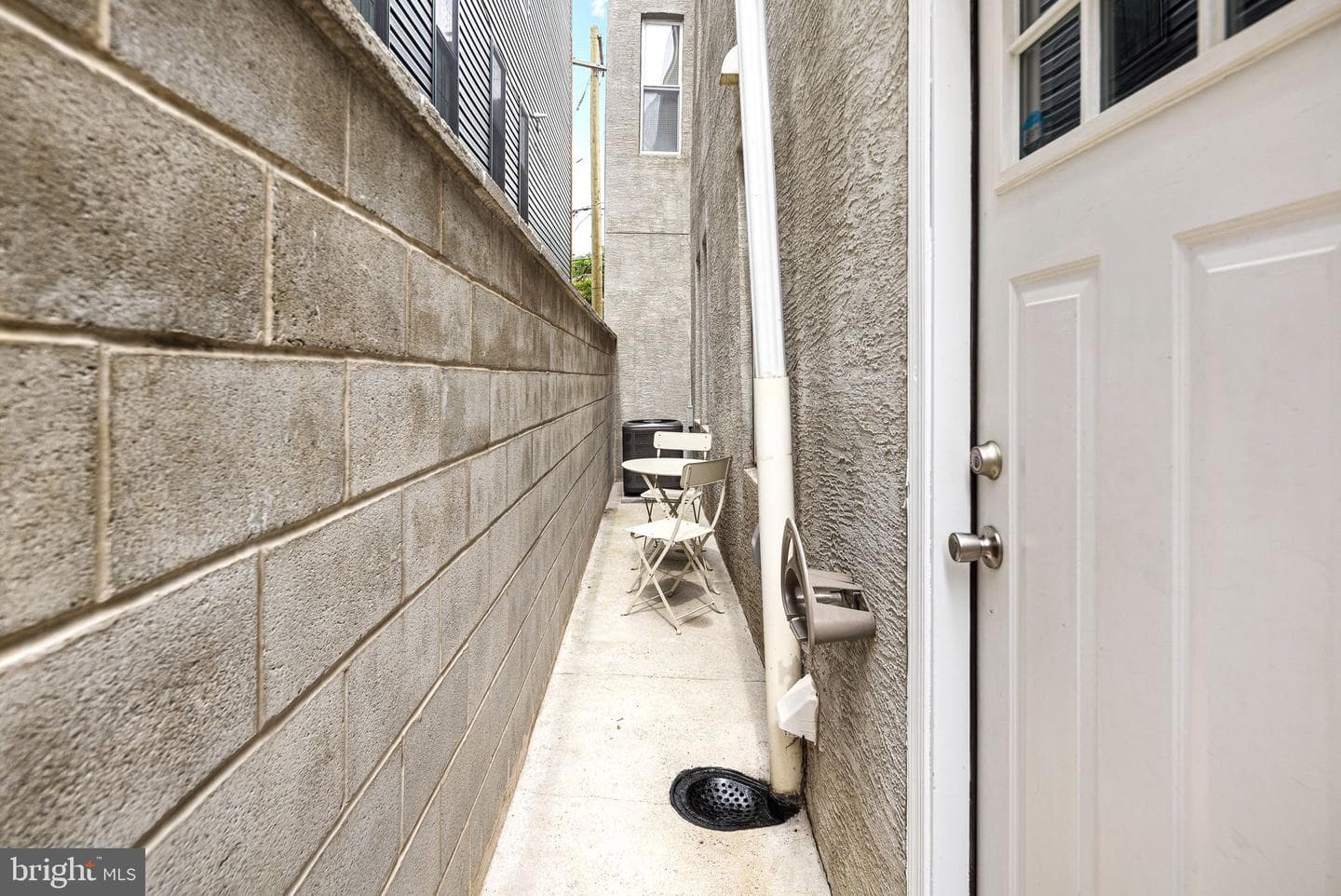 1023 S 25th Street photo 30