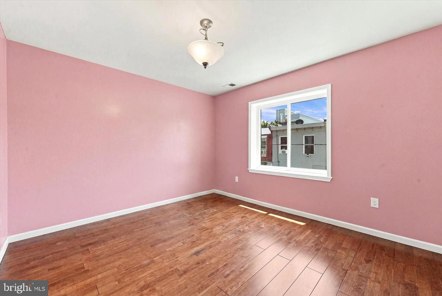 519 Dudley Street photo 21