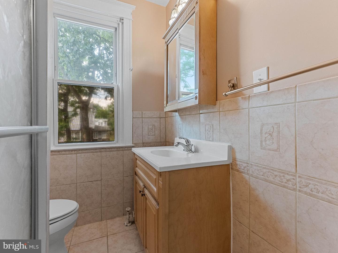 349 E Montana Street photo 16