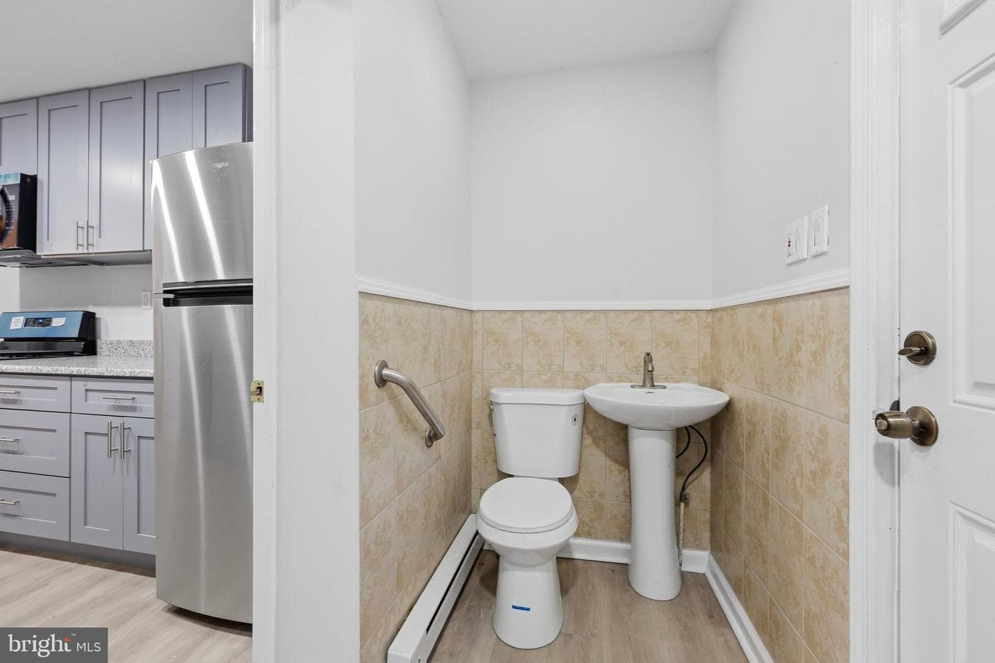 2420 Federal Street photo 8