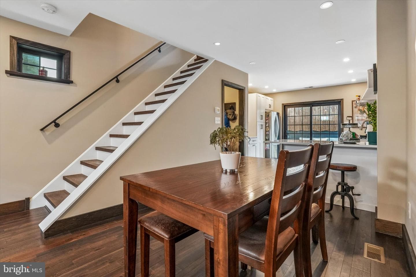 145 Dudley Street photo 7