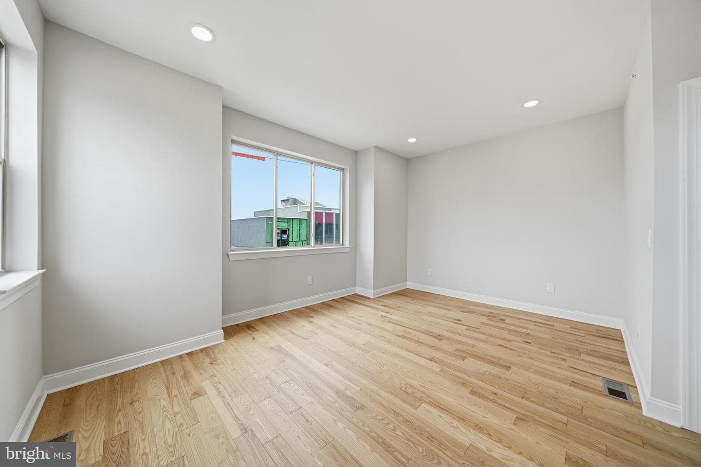 1831 S 22nd Street #b photo 11