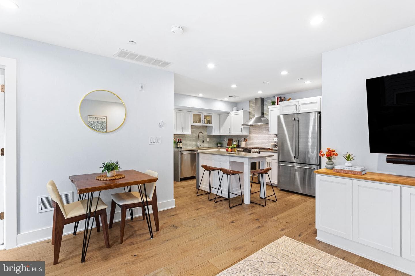 212 Bainbridge Street #4, Philadelphia