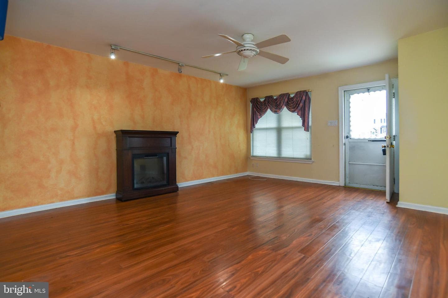 3850 Woodhaven Road #1011 photo 3