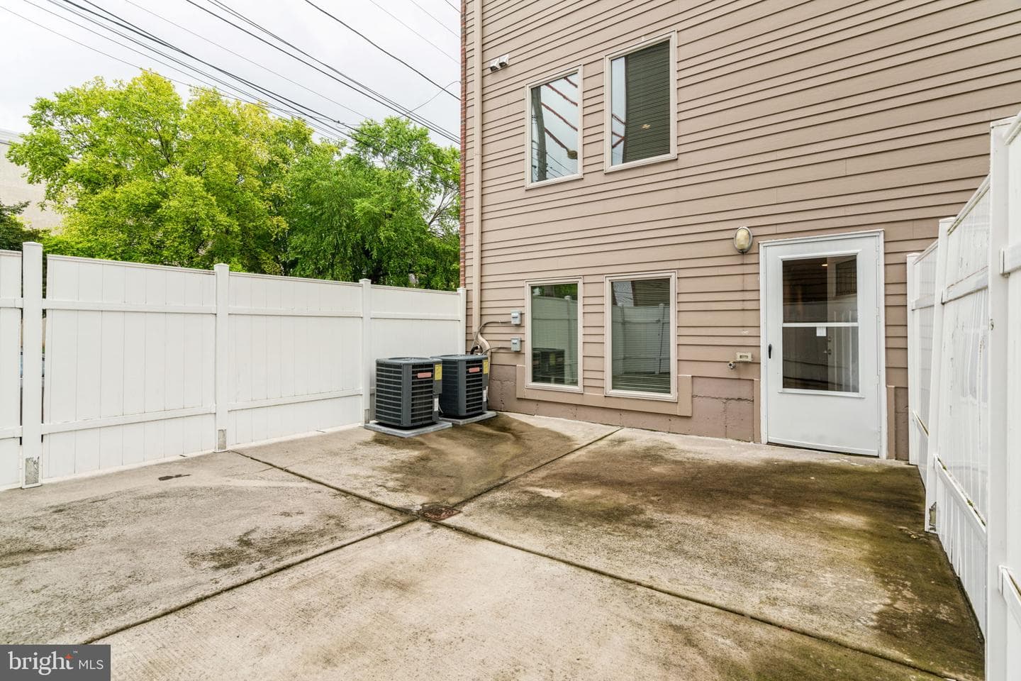 1238 N 6th Street #a photo 31