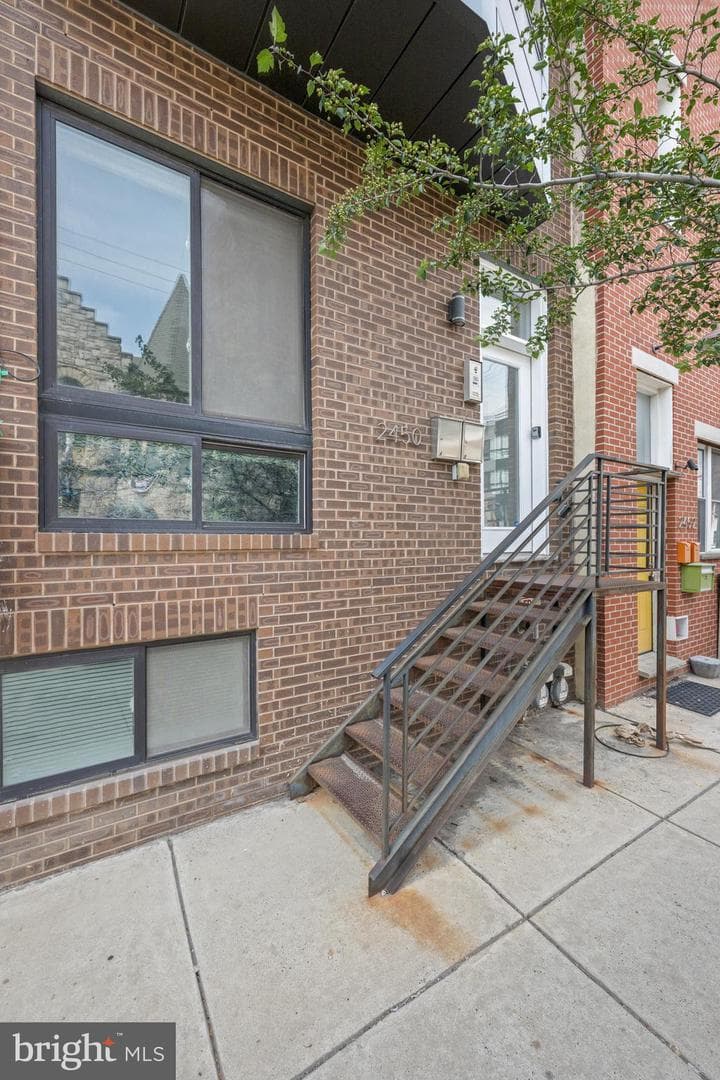 2450 Frankford Avenue #a, Philadelphia