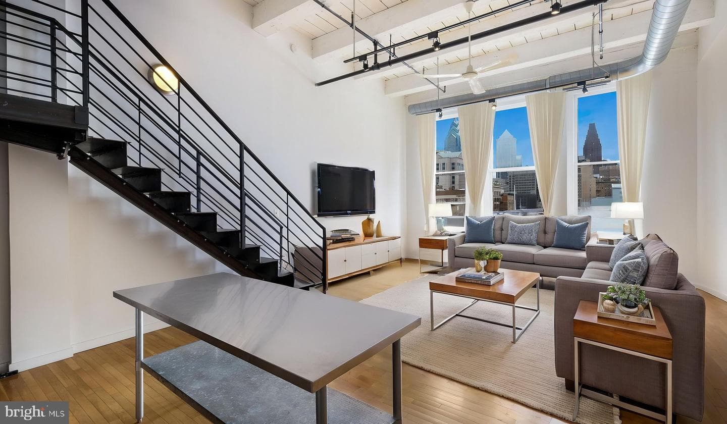1027 Arch Street #606, Philadelphia