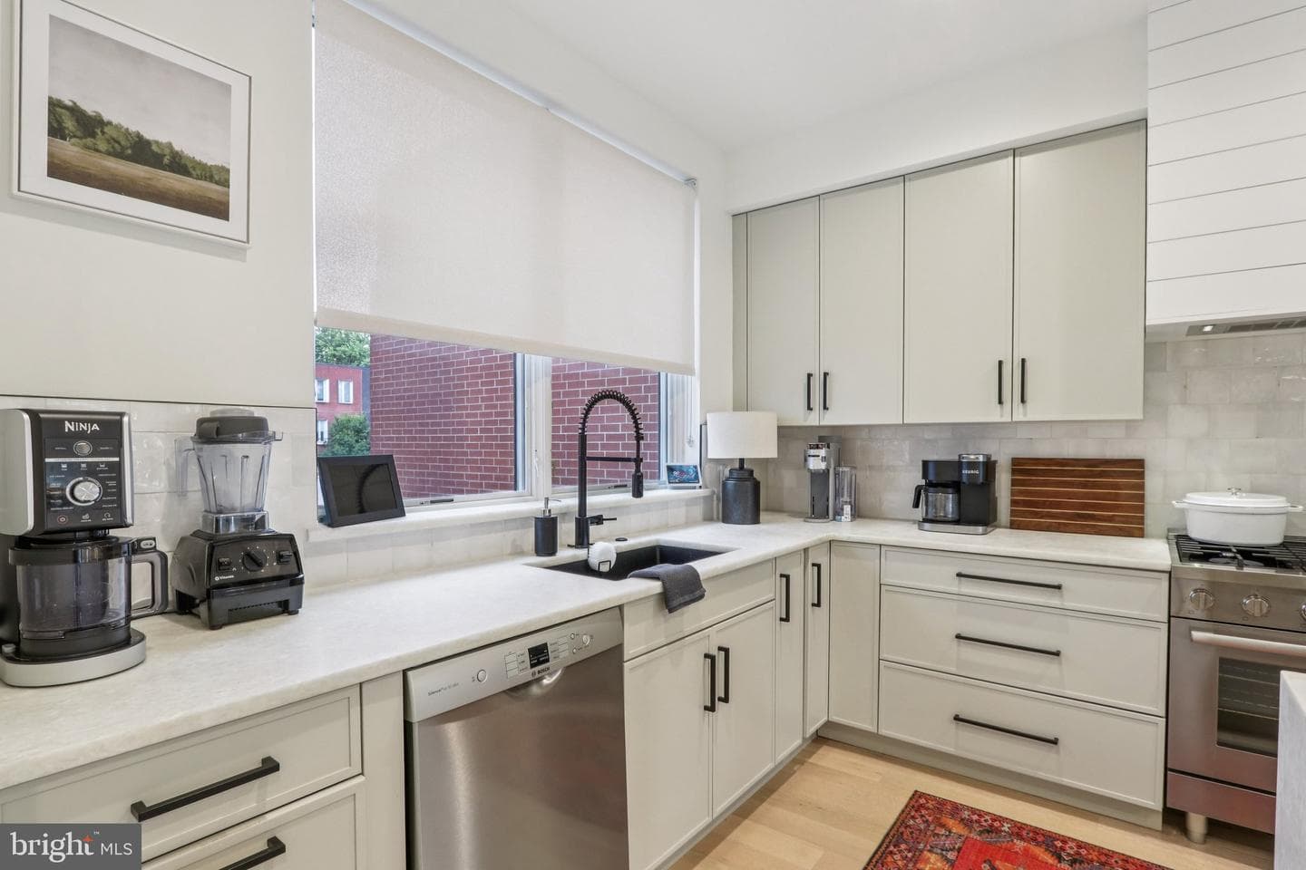953 N Marshall Street photo 14
