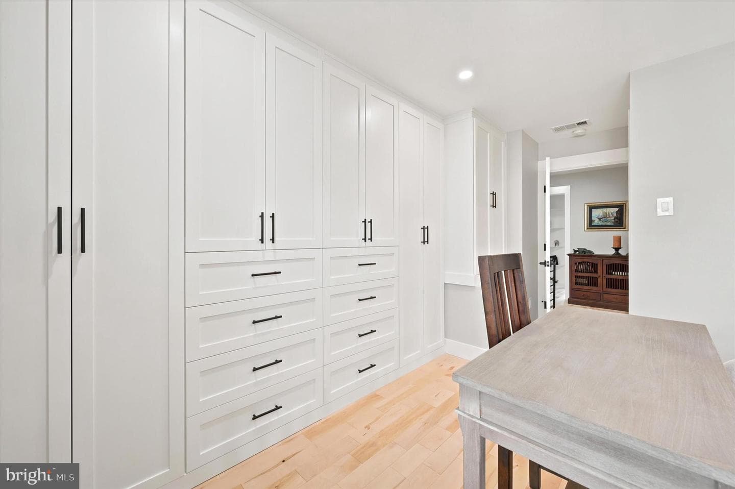 430 Brown Street photo 17