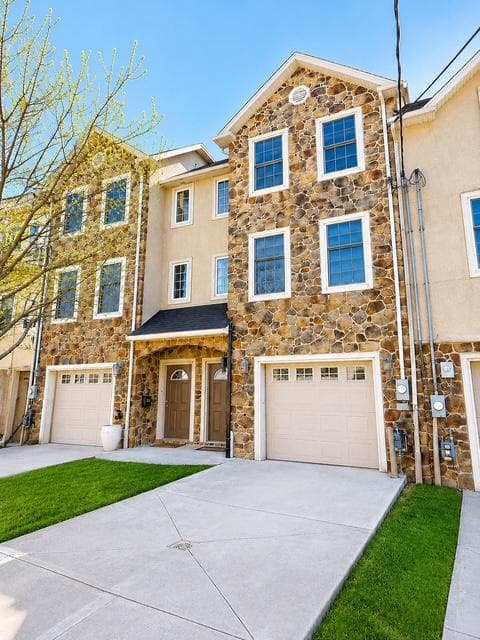 493 Harmon Road #f, Philadelphia