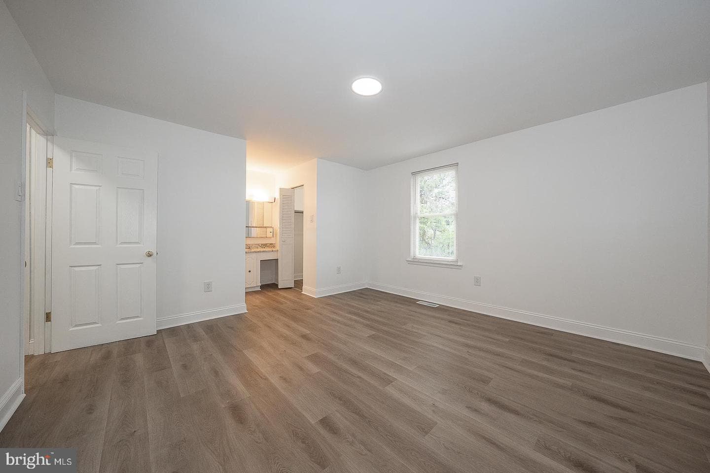 8122 Lindbergh Boulevard photo 24