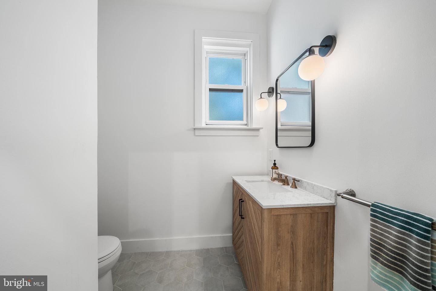 1219 Marlborough Street photo 19