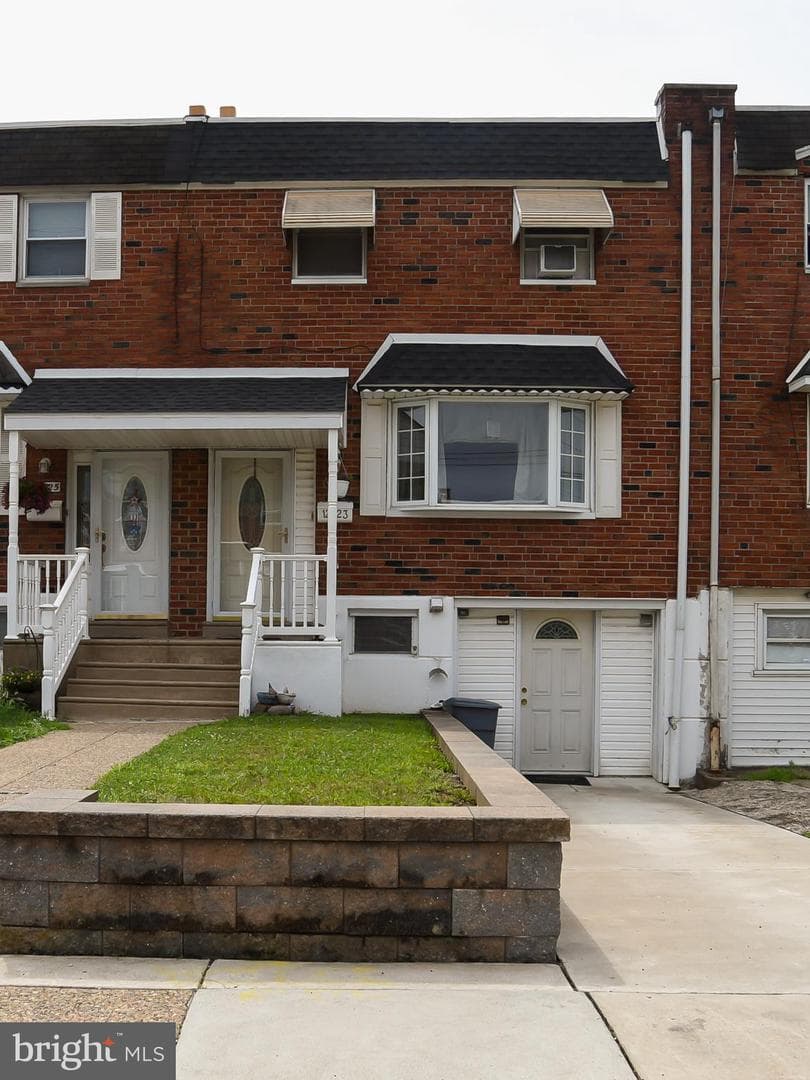 12323 Dunks Ferry Road, Philadelphia