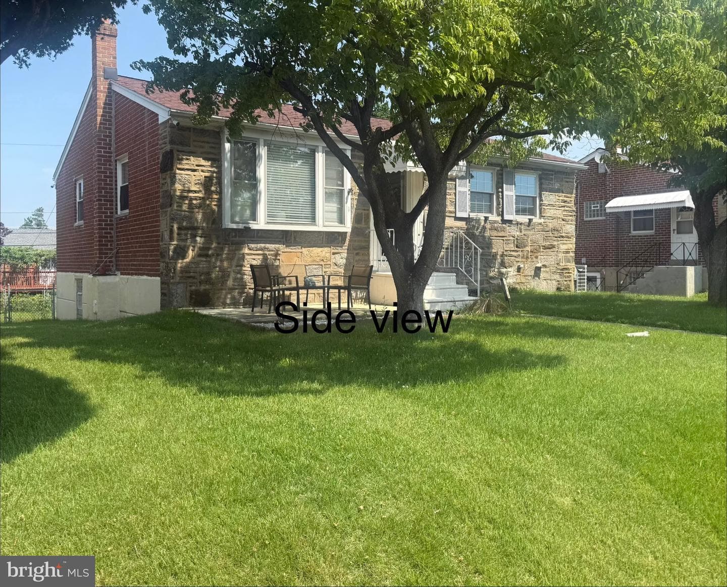 7708 Lister Street photo 3