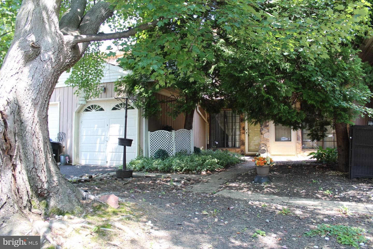 1107 Stewart Place, Philadelphia