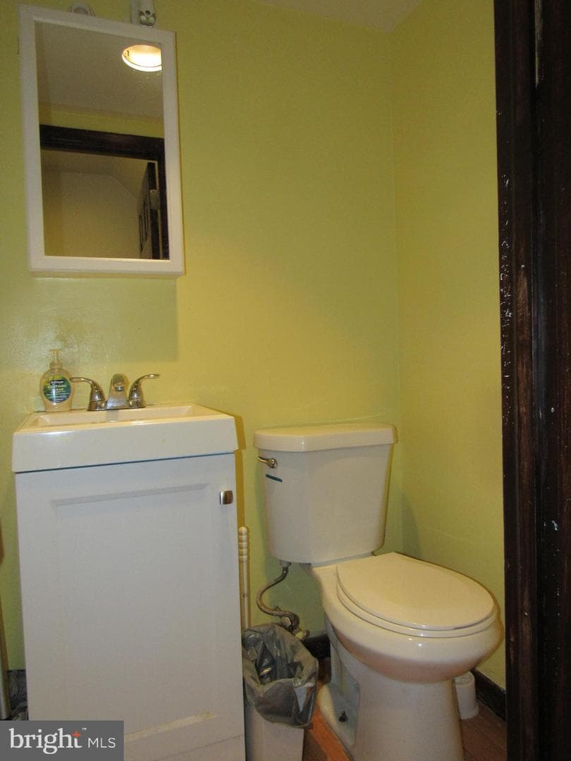 2839 Maxwell Street photo 11