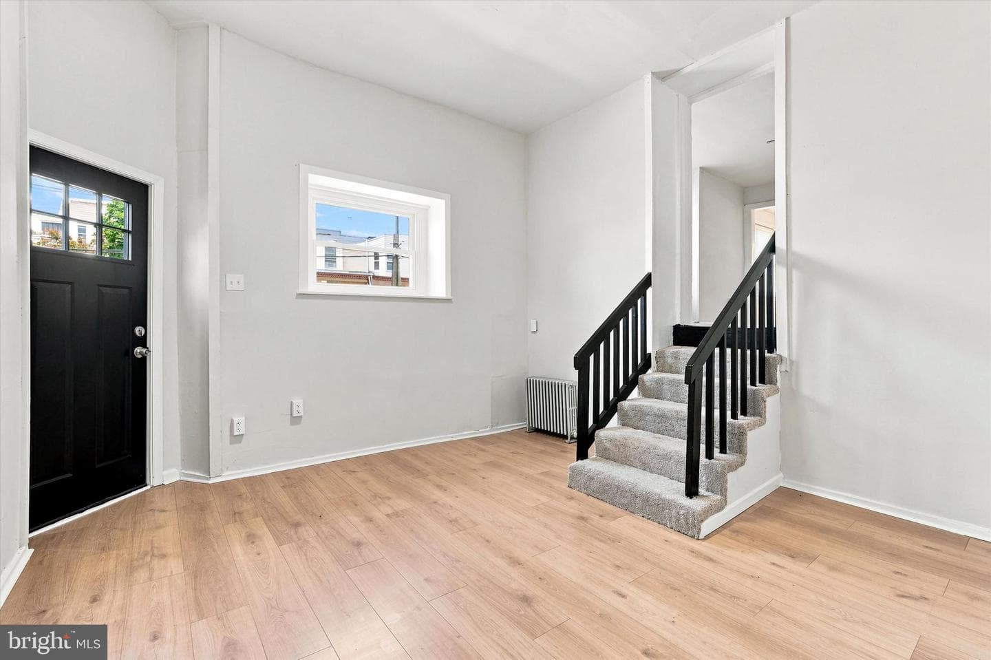 2501 S Dewey Street, Philadelphia