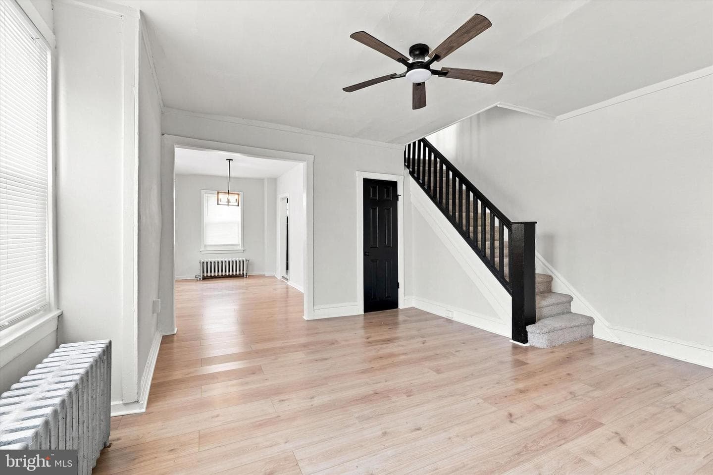 2501 S Dewey Street photo 3