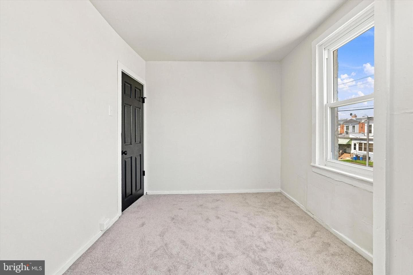 2501 S Dewey Street photo 8