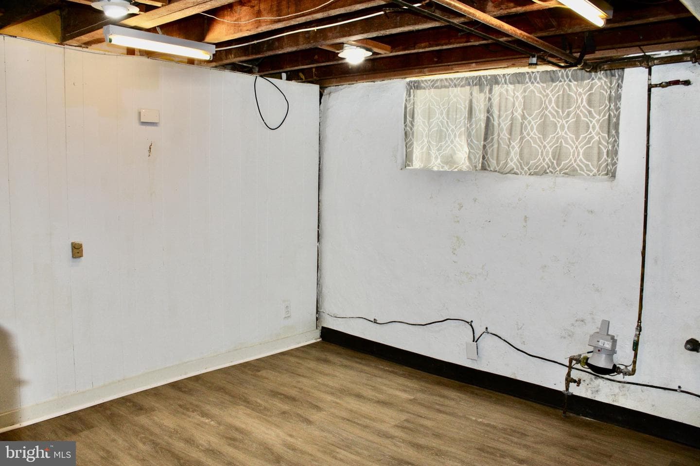 4625 Lansing Street photo 20