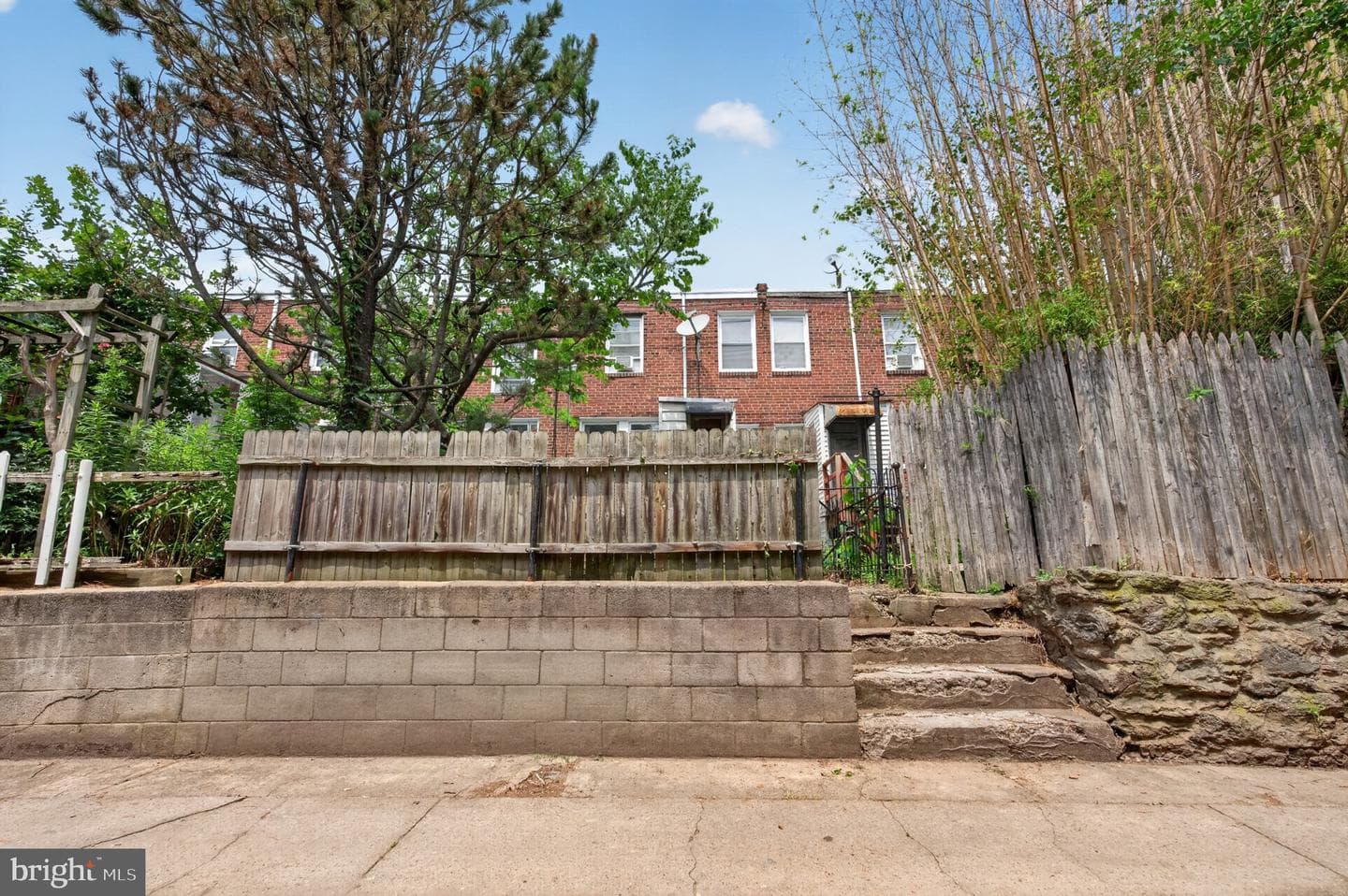226 W Laveer Street photo 22