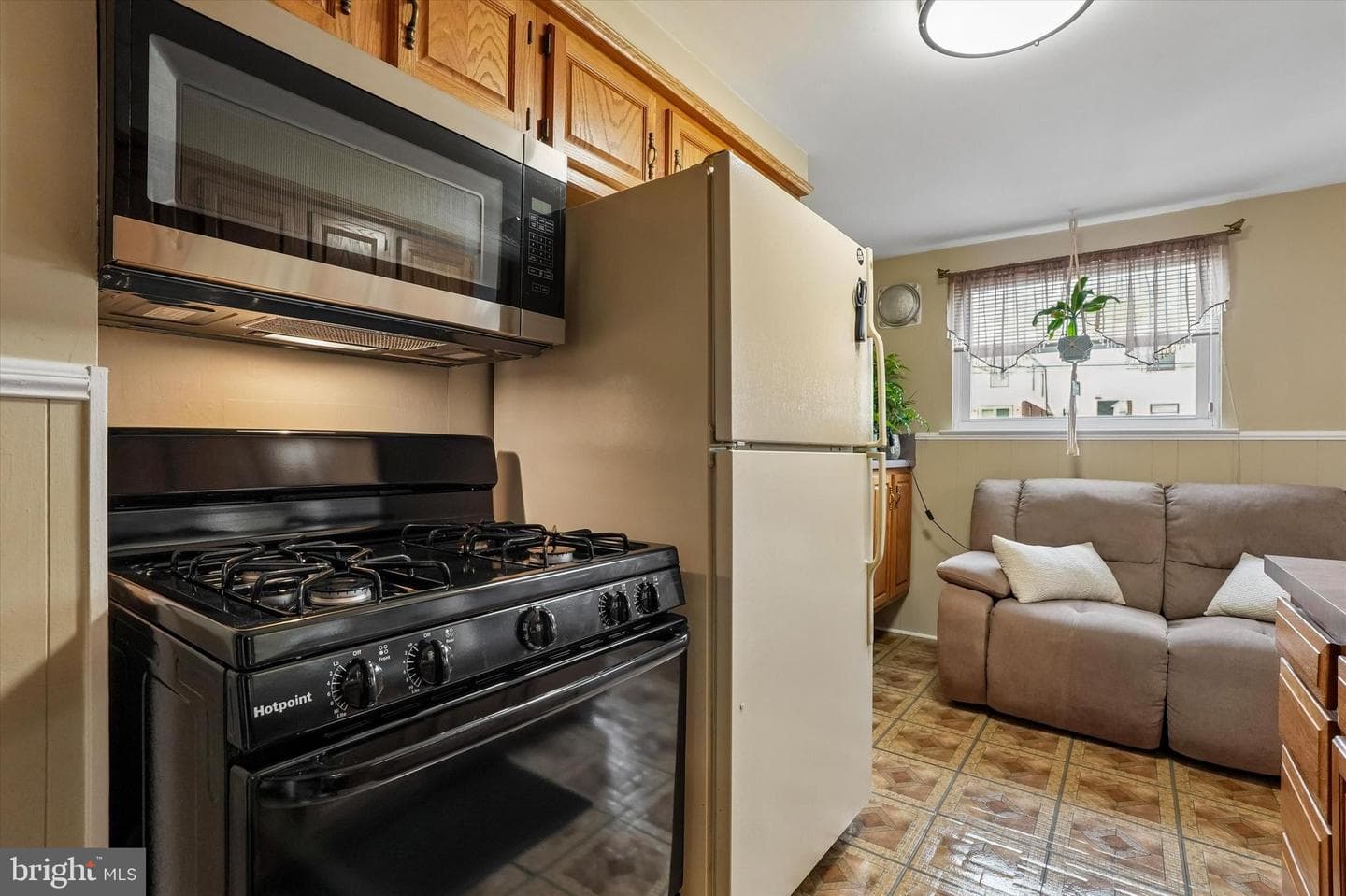 3447 Aubrey Avenue photo 13