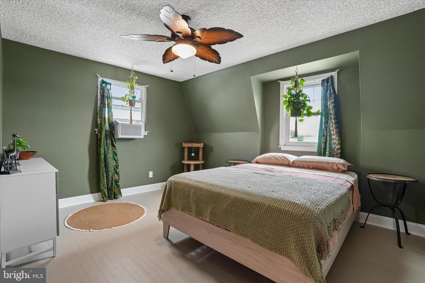 3447 Aubrey Avenue photo 15