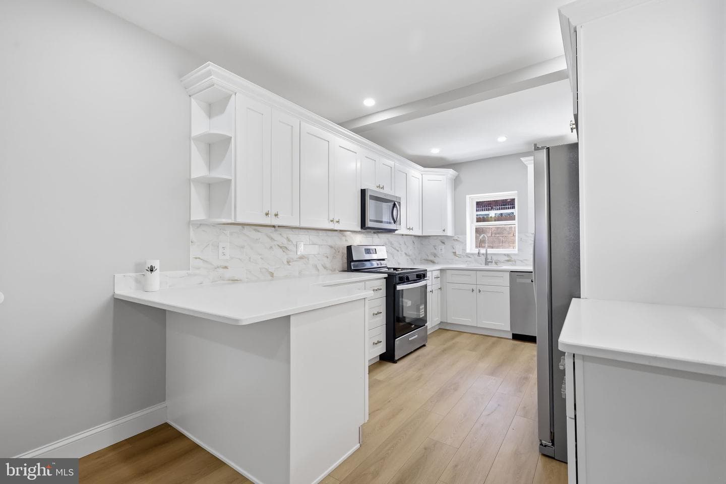 1716 S Chadwick Street photo 14
