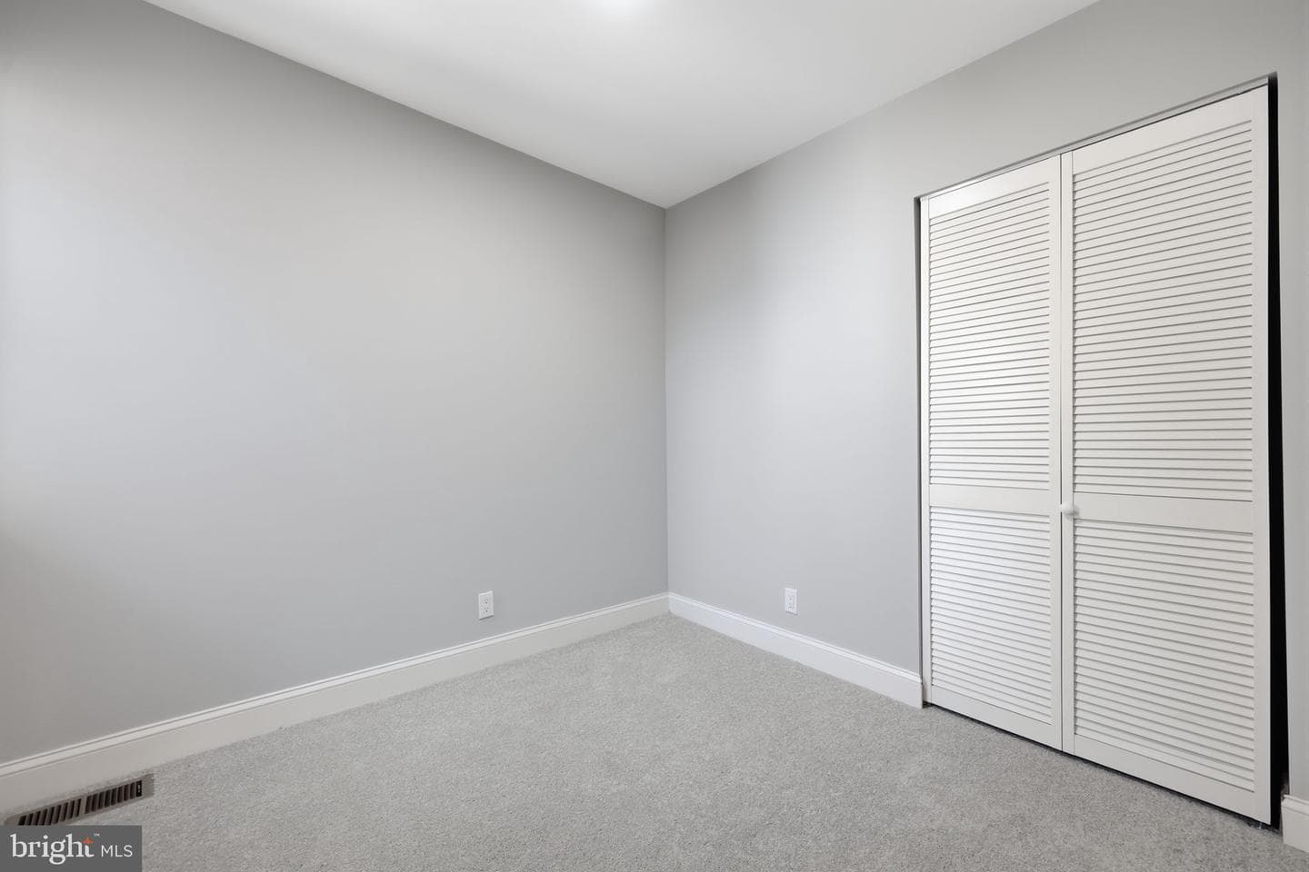 1716 S Chadwick Street photo 23