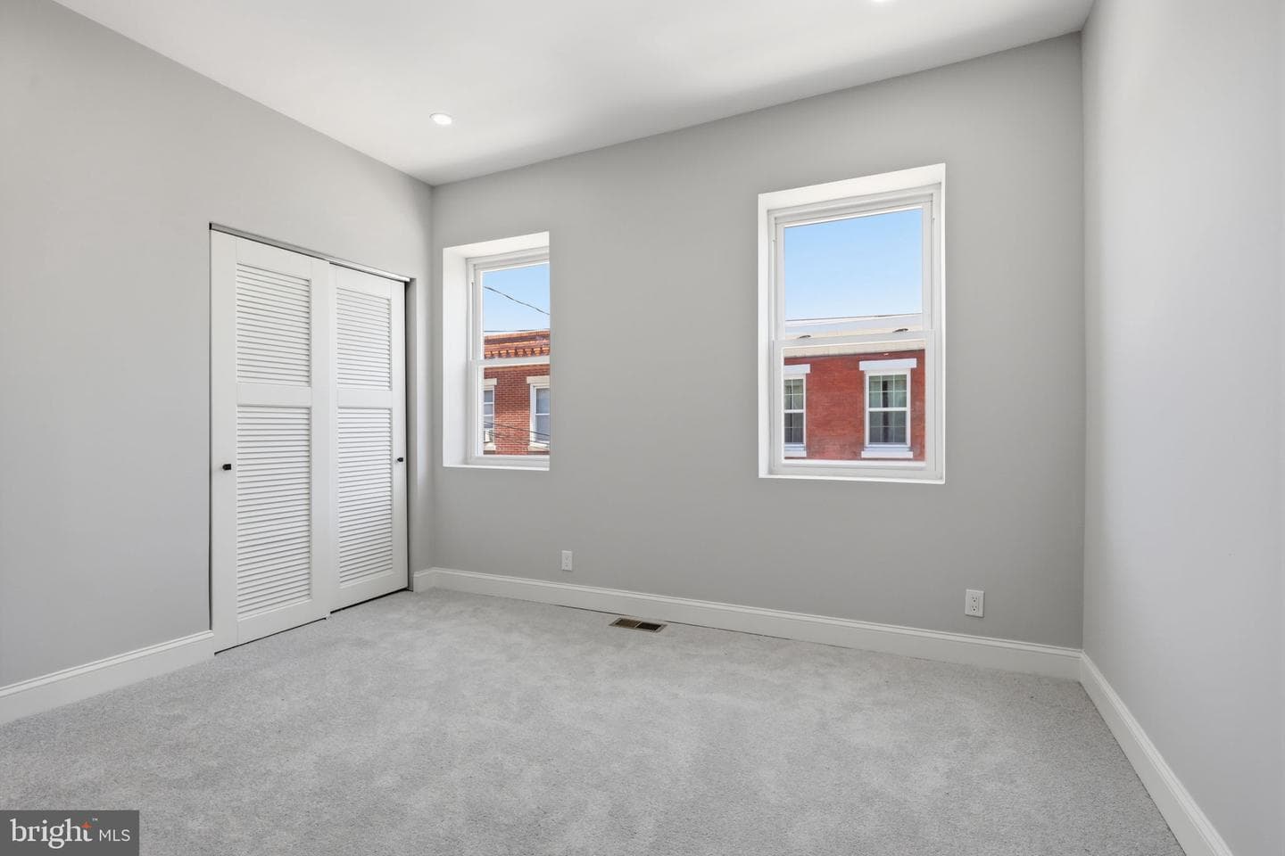 1716 S Chadwick Street photo 24