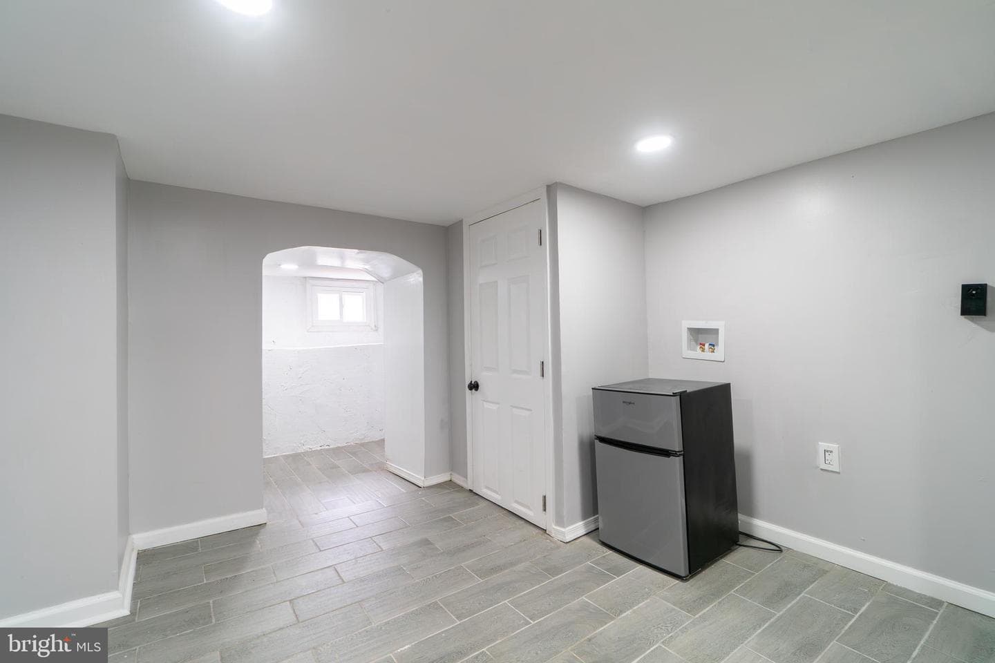 2539 N Newkirk Street photo 30