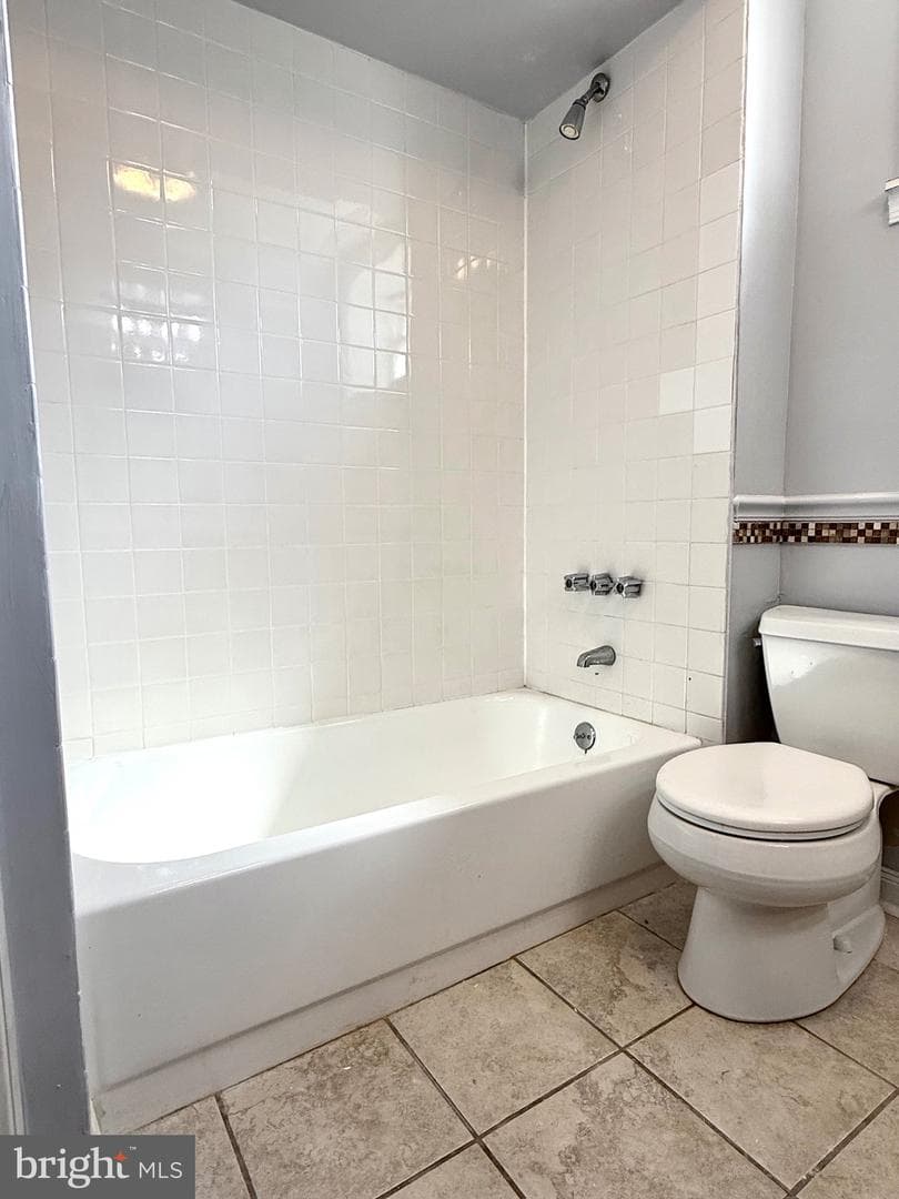 3183 Gaul Street photo 11