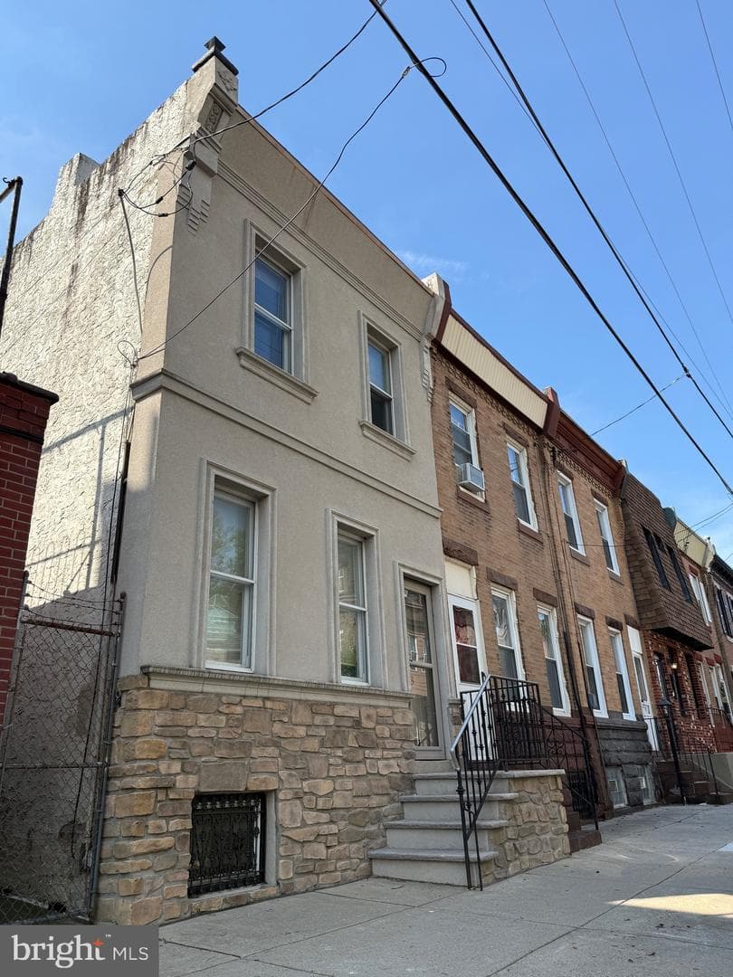 3183 Gaul Street photo 3
