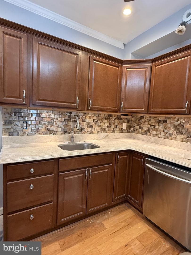 3183 Gaul Street photo 6