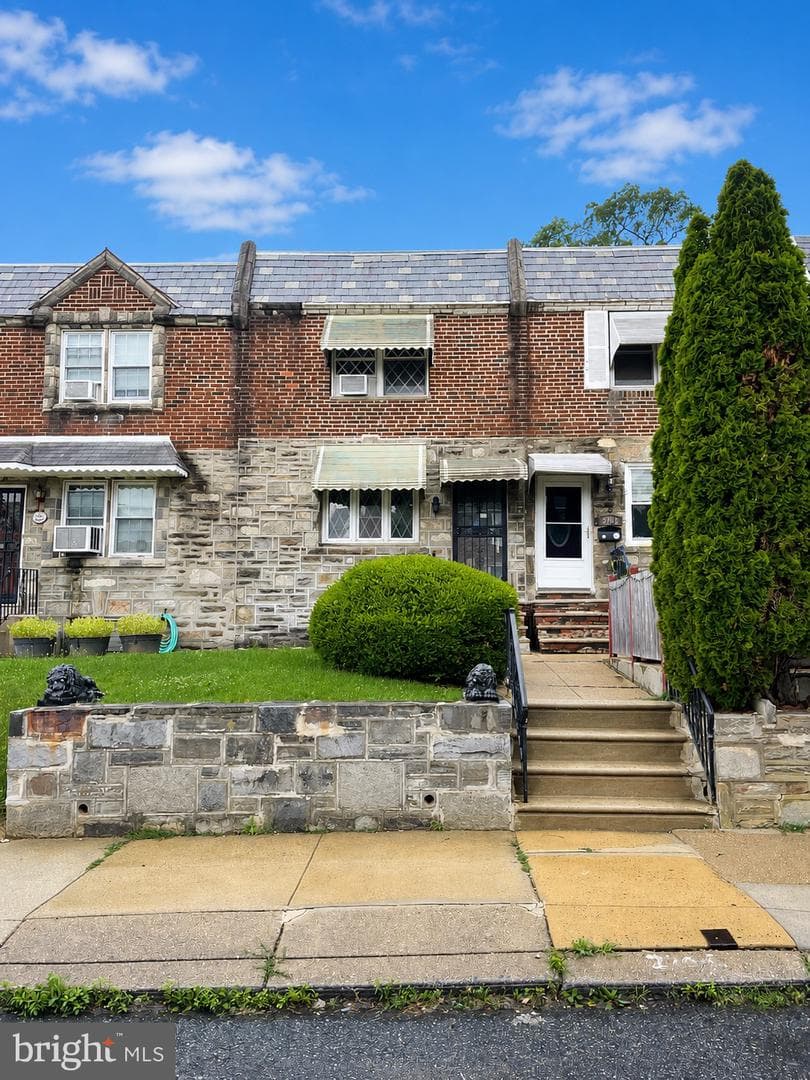 2704 Lardner Street, Philadelphia