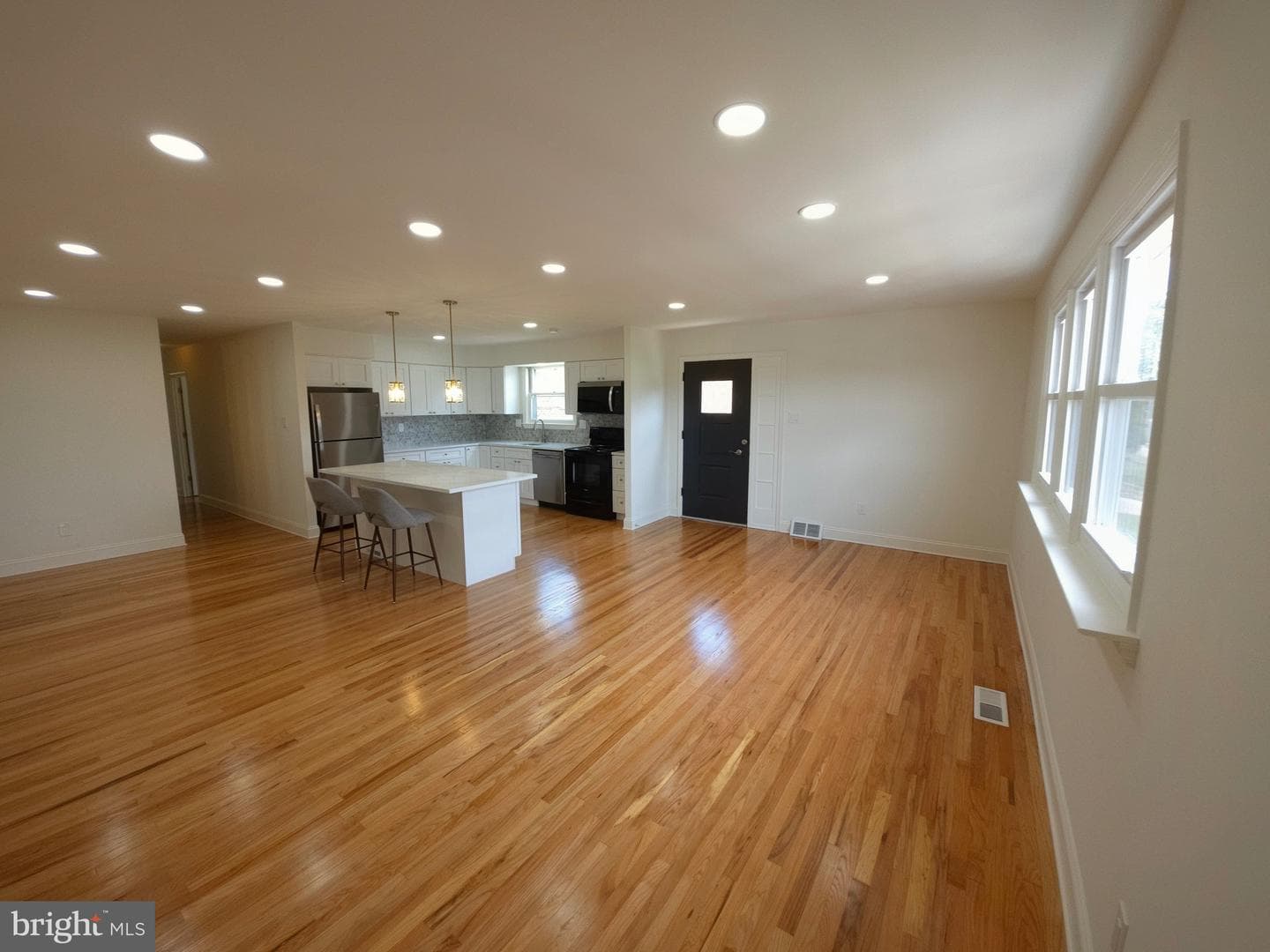 781 Livezey Lane, Philadelphia