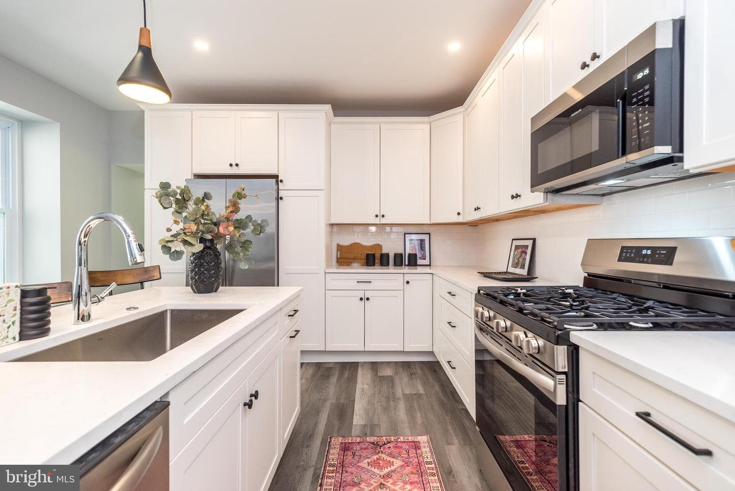 160 Shurs Lane photo 12