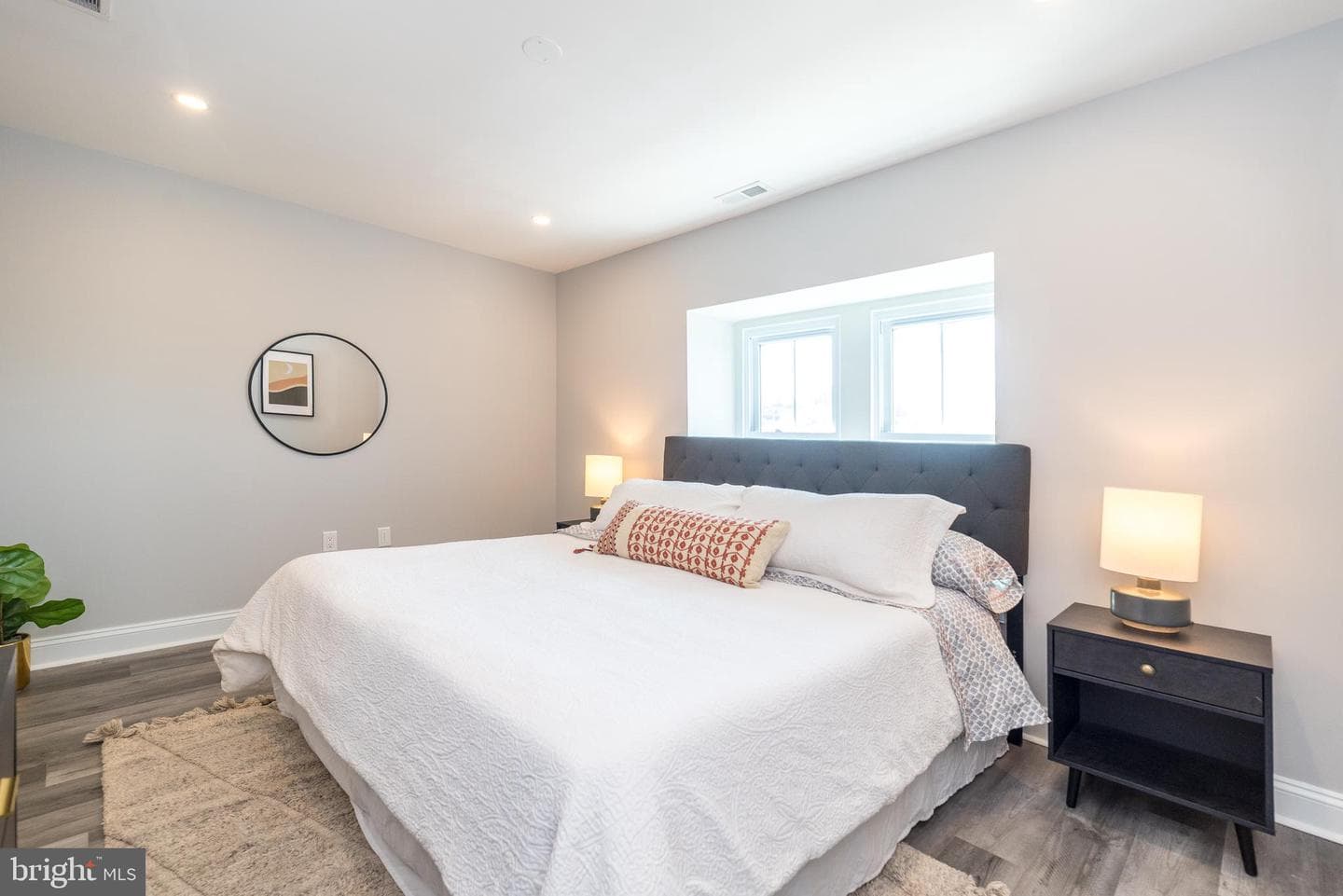 160 Shurs Lane photo 20