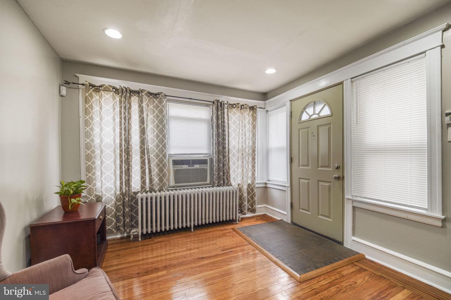 5641 Loretto Avenue photo 4