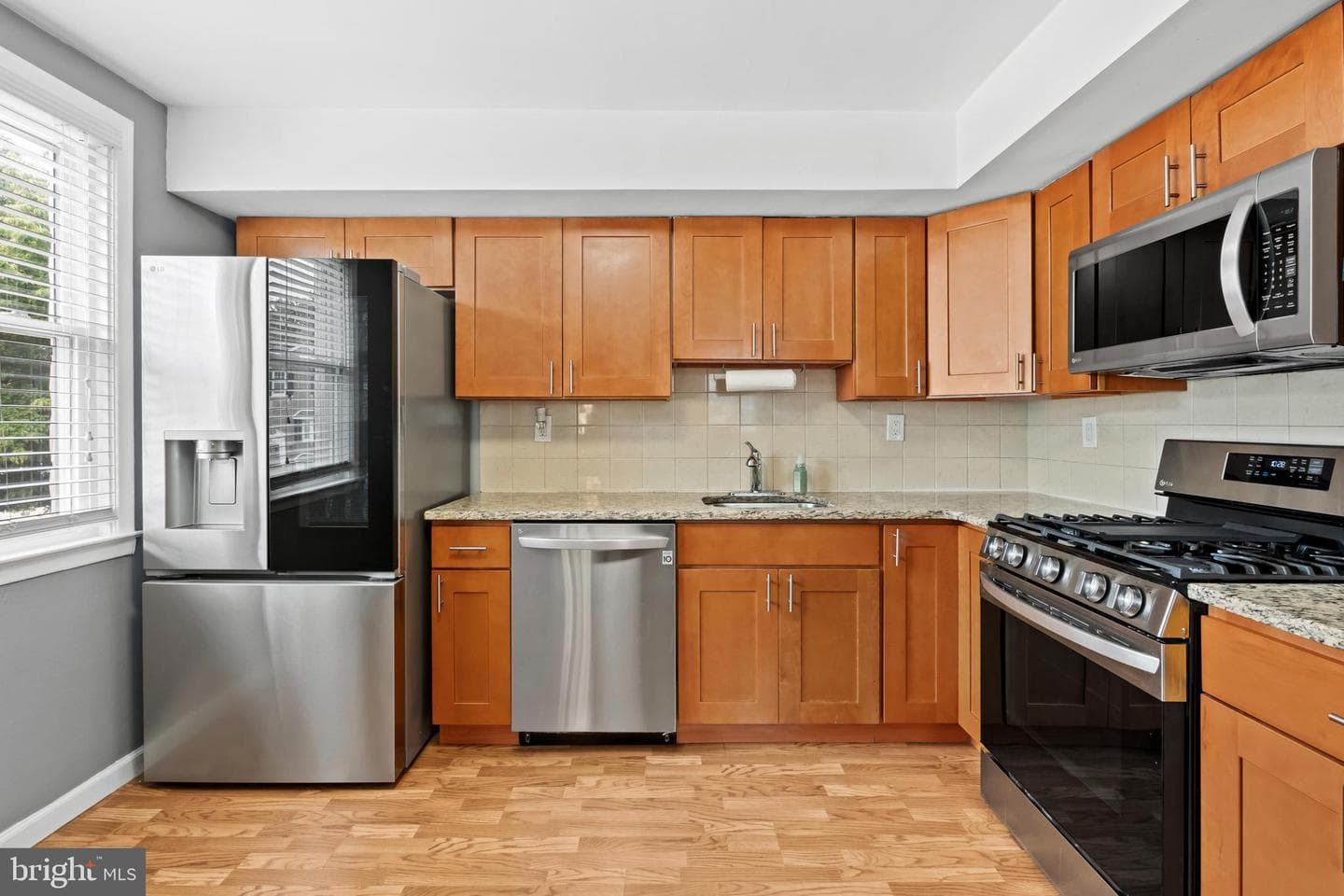 2867 Angus Road photo 5
