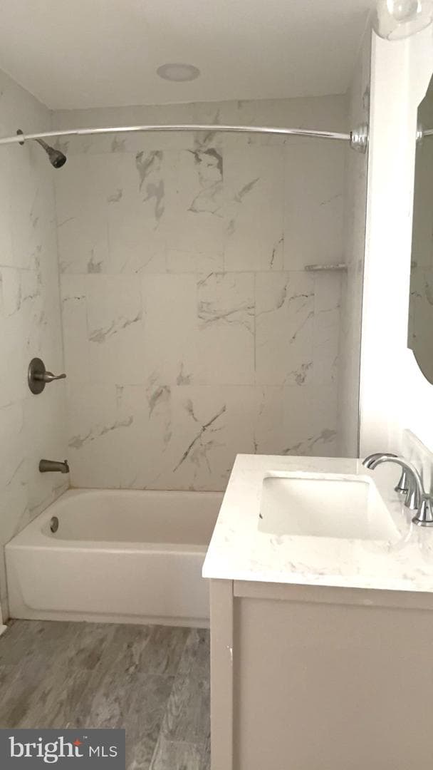 451 W Bringhurst Street #unit 1 photo 24