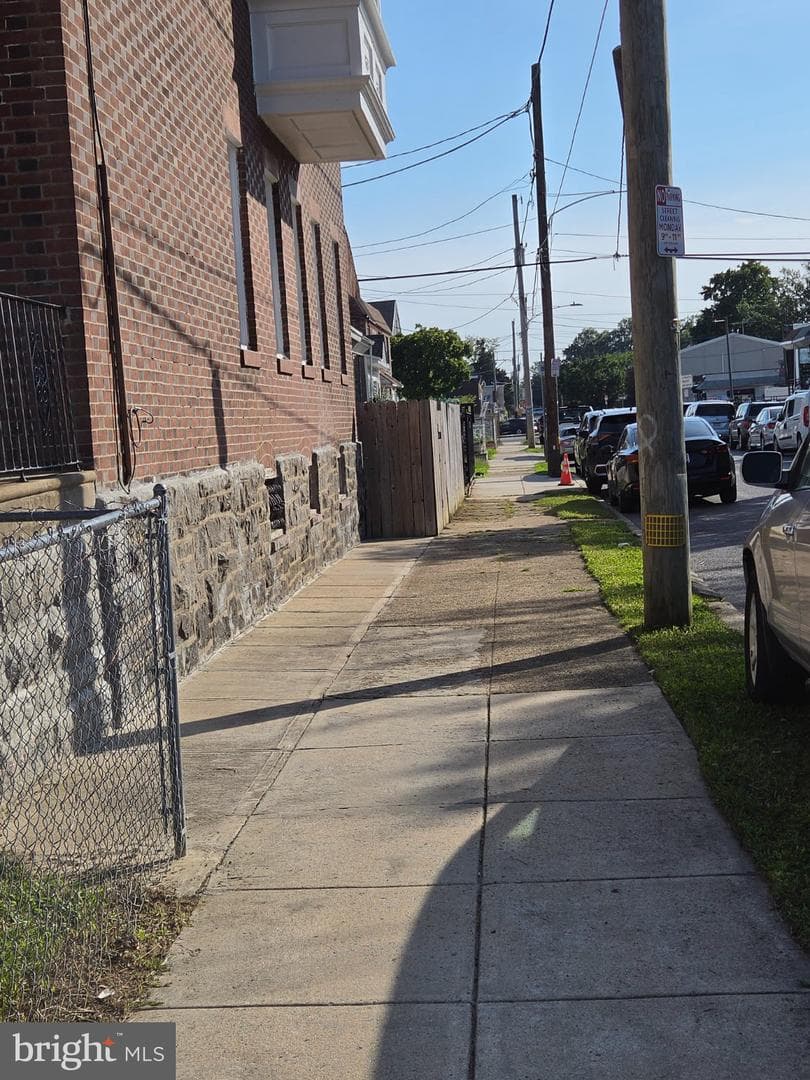 4400 Comly Street photo 3