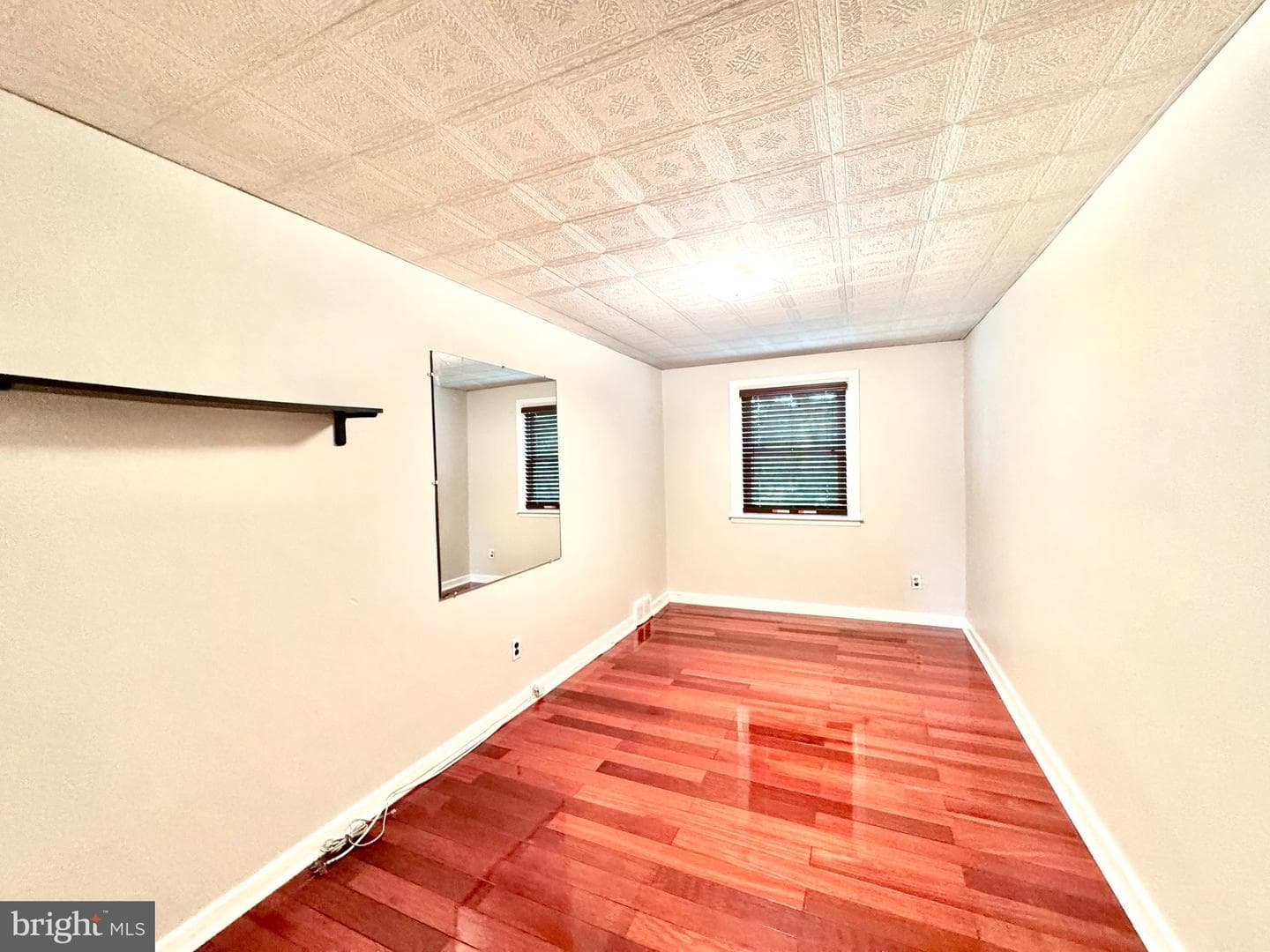 9219 Outlook Avenue photo 22